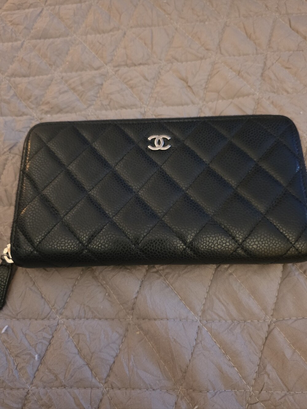 Chanel Caviar Quilted Large Zip Around Organizer Wallet Black/ LIKE NEW ! - Picture 2 of 11